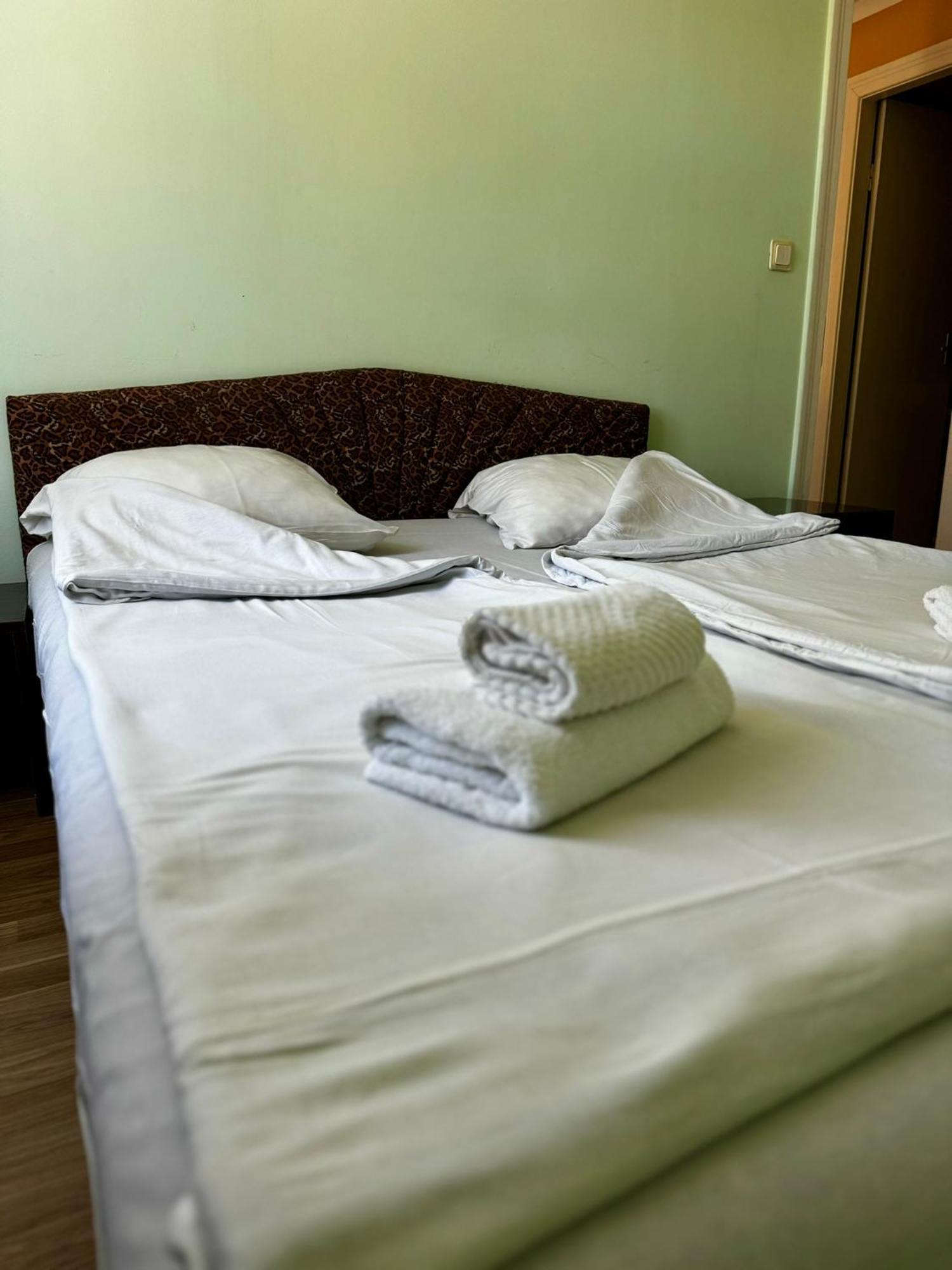 Sunrise Apartments Jūrkalne Esterno foto